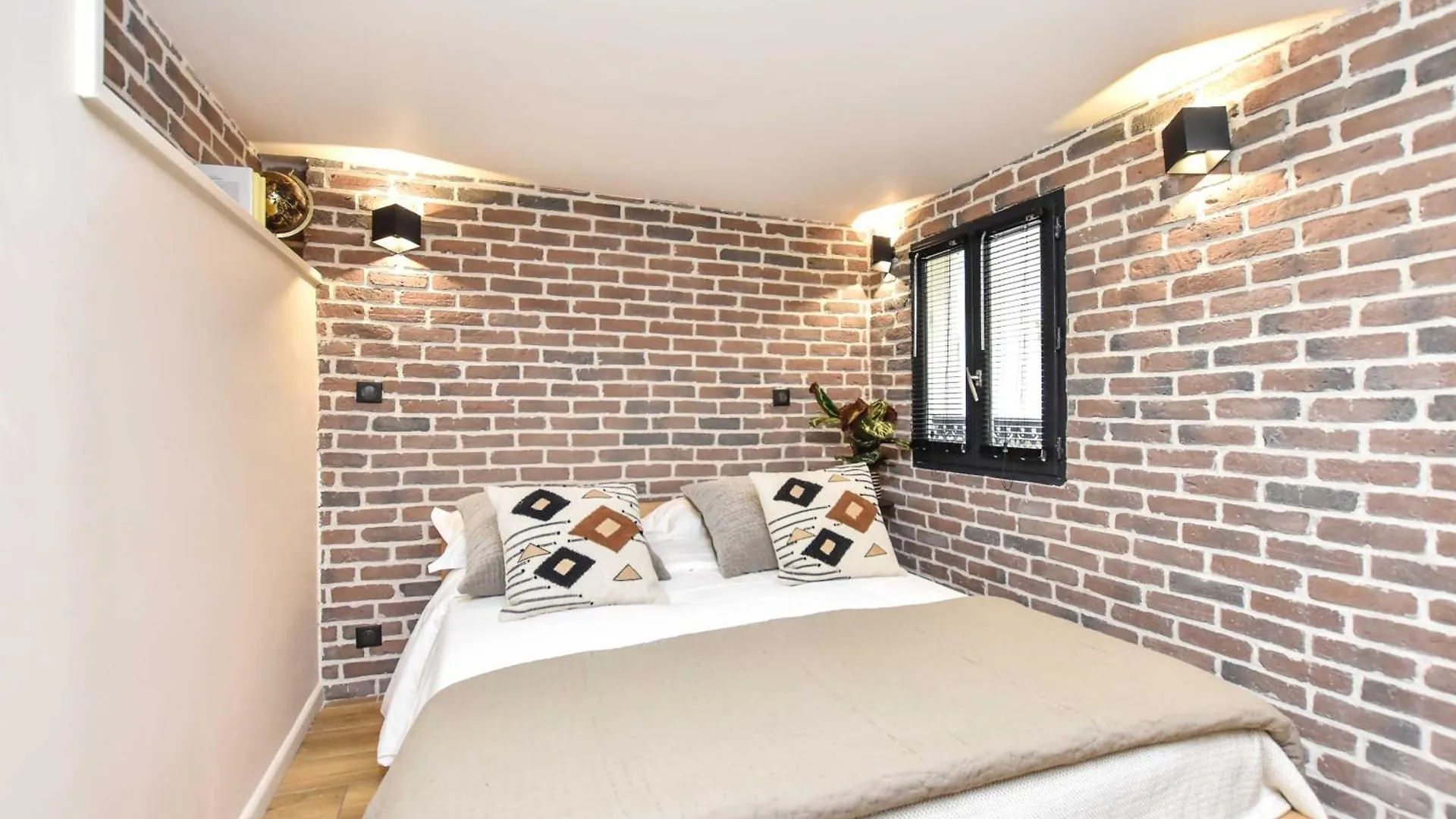 Magnificent Apartment- 2br-6p - Republique Paris